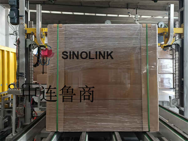 Автоматическая машина для обвязки углов Protecor с длинной стороной