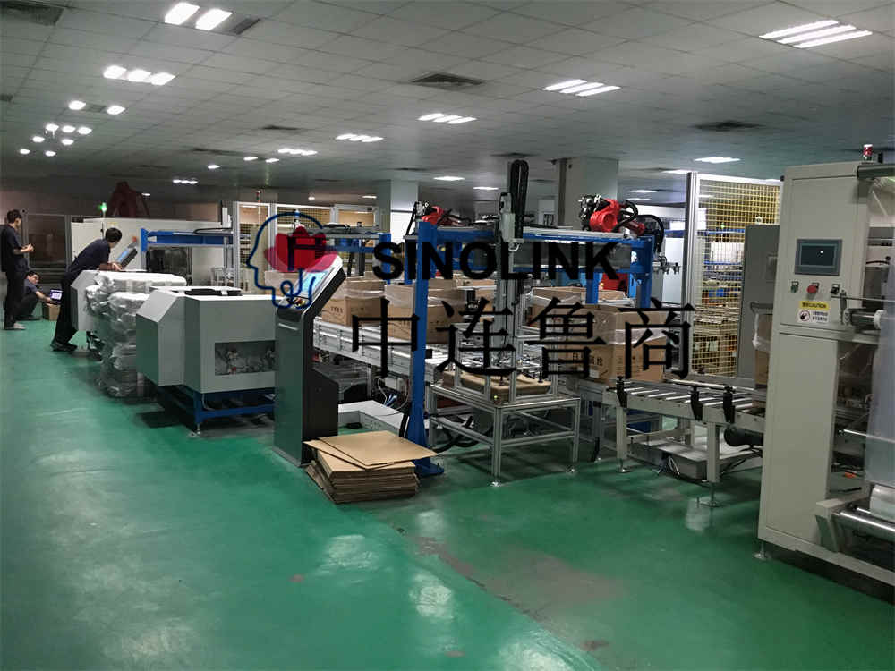 Автоматический манипулятор декартовых координат верхней пластины