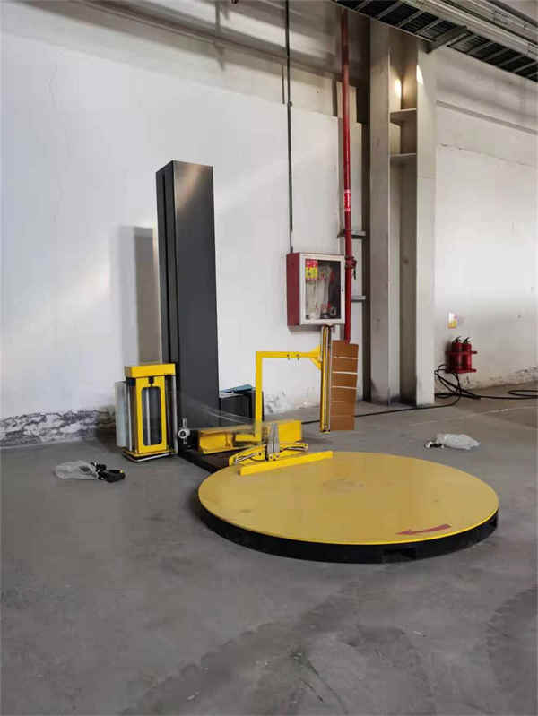 Полностью автоматическая машина для упаковки поддонов T1650FZ