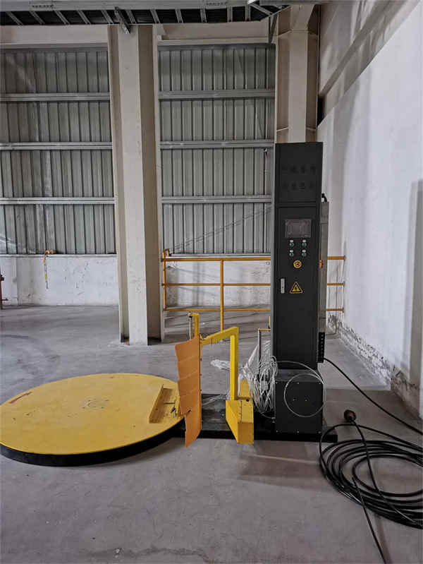 Полностью автоматическая машина для упаковки поддонов