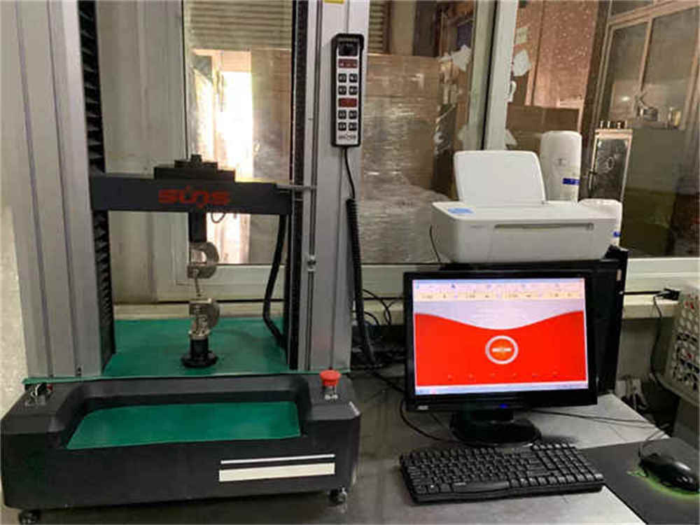 Горячие продажи 20 мкм/25 мкм упаковочная полиэтиленовая стретч-пленка для ручного использования Hot Sales 20um/25um Wrapping PE Hand Use Stretch Film