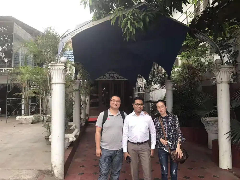 Visiting Bangladesh Discussing Color Steel tile automatic conveying and packaging system Successfully